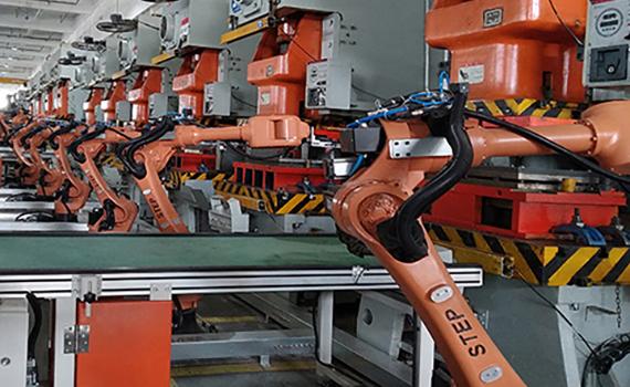 首個機器人超級工廠投產，實現“機器人”制造“機器人”