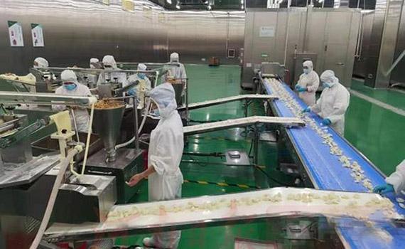 小水餃帶來大發展——探訪盧氏縣“有盼頭”山珍水餃生產線