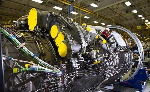 F-35生產線嚴重缺乏技術工人，只剩一群大爺大媽