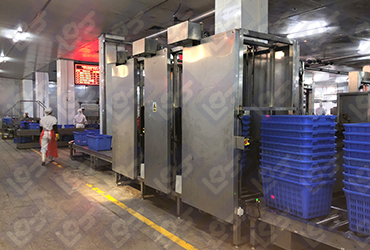 Automatic frame demolition machine