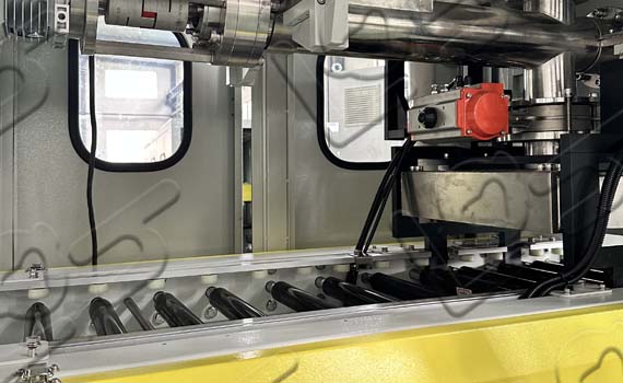 鋰電窯爐外軌線自動循環(huán)線：智能化生產的強力引擎