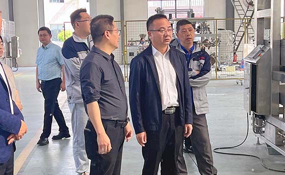 科技局領導蒞臨視察，肯定我司自主研發成果