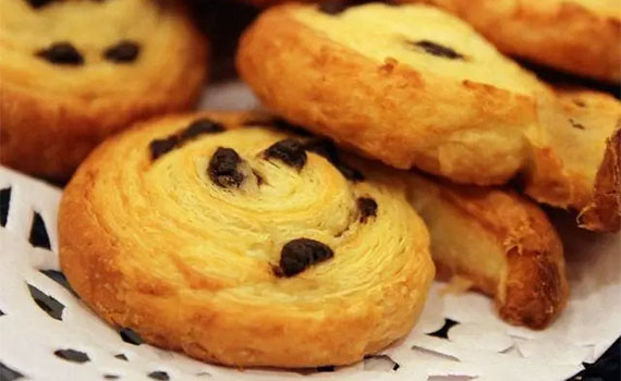 億滋與蓮樂烘焙集團(tuán)戰(zhàn)略合作引領(lǐng)食品行業(yè)機(jī)械設(shè)備創(chuàng)新浪潮