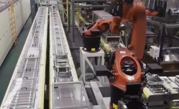 氮化鋁石墨匣缽機(jī)械手搬運(yùn)操作要點(diǎn)與安全