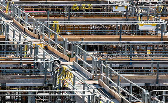 AGV在自動化立體倉庫中的應用