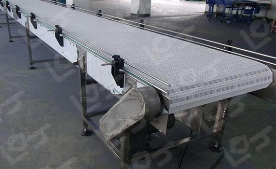 重載鏈板輸送線在工業中的應用