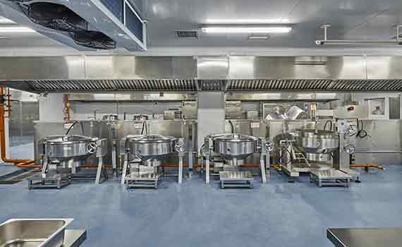 “中央廚房”助力渝廈高鐵高效建設