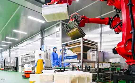 5G快餐鮮食工廠讓“菜米油鹽”用上機械臂