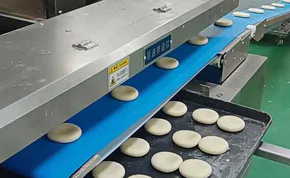 糕點(diǎn)機(jī)械化生產(chǎn)助力消費(fèi)熱潮