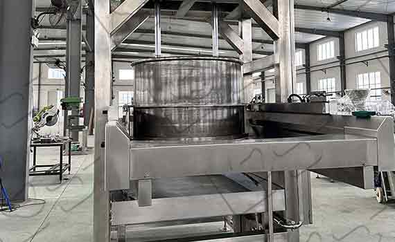 液壓壓榨機(jī)與螺旋壓榨機(jī)核心差異解析：如何選擇更高效設(shè)備？