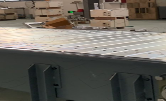 冠猴重型創新專利--“一款重型鏈板輸送機”