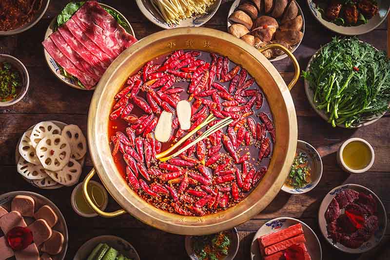 1636426642528515.jpg 火鍋生產(chǎn)線2.jpg