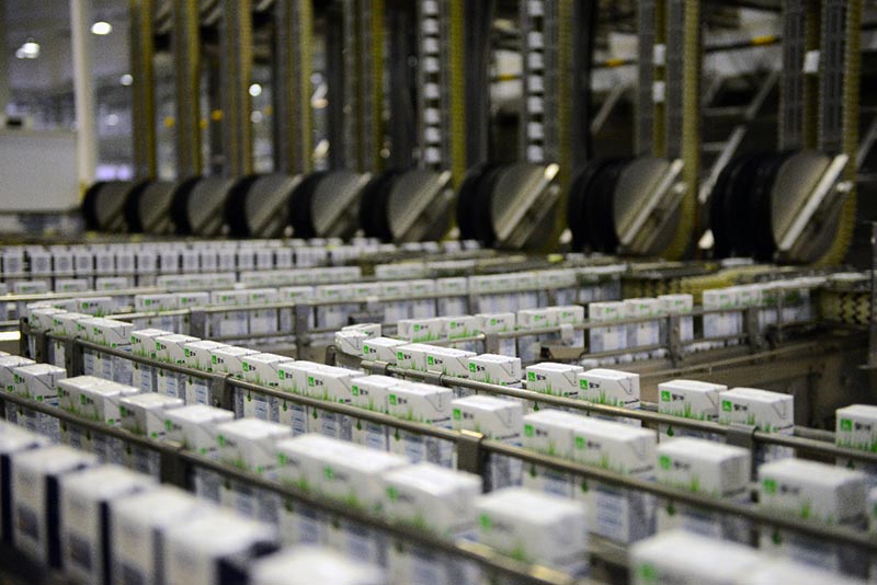 蒙牛工廠自動(dòng)化生產(chǎn)線(xiàn) 蒙牛工廠自動(dòng)化生產(chǎn)線(xiàn)